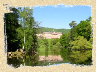 Das Schloss Wilhelmshhe sich im "Lac" spiegelnd - Photo H.U.Burgtorff