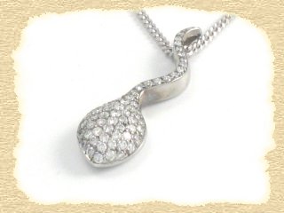 Anhnger aus 750/ooo Weigold mit Diamanten