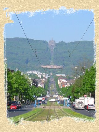 Blick auf die Wilhelmshhe mit Schloss und Herkules - Photo: H.U.Burgtorff